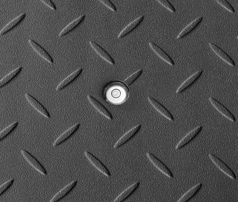 floor-scale-level-bubble-black-and-white.jpg
